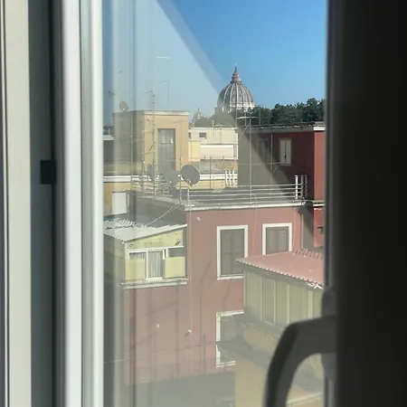 Occhiosuroma Boutique Rooftop Musei Vaticani *